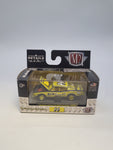 M2 Machines Moon Equipped CHASE 1968 Plymouth 1/750 Pieces Baracuda HEMI Mooneyes 1:64 Diecast.