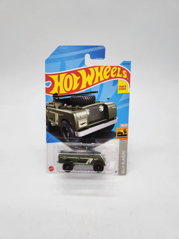 Hot Wheels 2023 Land Rover Series II Green 242/250 - 10/10 Baja Blazers