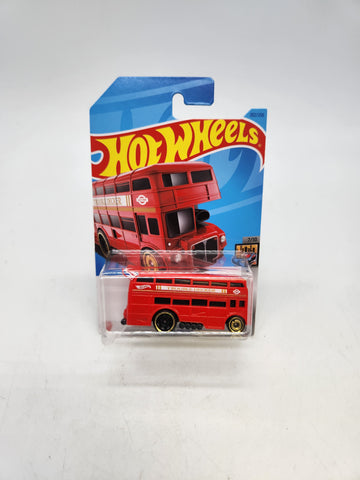 HOT WHEELS 2023 Trouble Decker Red 202/250 HKG63 HW Metro.