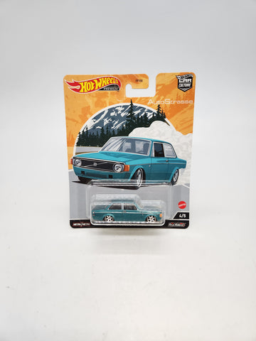 Hot Wheels Premium 2022 Car Culture "Auto Strasse"  '73 Volvo 142 GL Diecast Car.