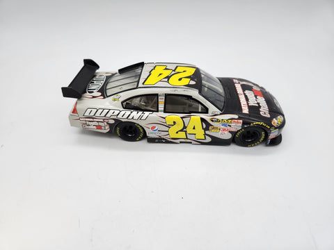 Action Nascar #24 Jeff Gordon National Guard 2009 Impala SS 1:24 Diecast.