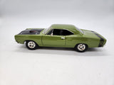 Motormax Diecast 1:24 1969 Dodge Coronet Super Bee Green 73315GN.