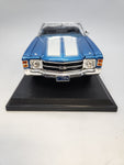 Maisto 1971 Chevrolet Chevelle convertible Diecast 1/18 Scale car. Color Blue.