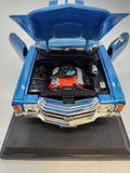 Maisto 1971 Chevrolet Chevelle convertible Diecast 1/18 Scale car. Color Blue.