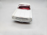 Maisto Special Edition 1962 Chevrolet Bel Air White 1/18 Scale.