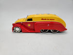 Jada 1/32 D-Rods yellow/red Shell 1939 Dodge airflow tanker.