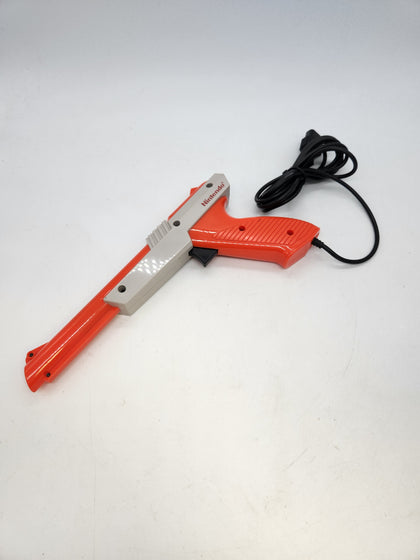 Original 1985 Nintendo NES Zapper Duck Hunt Gun Authentic NES-005 OEM Orange.