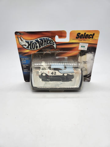 Hot Wheels Racing 2001 Select Lee Petty NASCAR 1957 Oldsmobile D46.