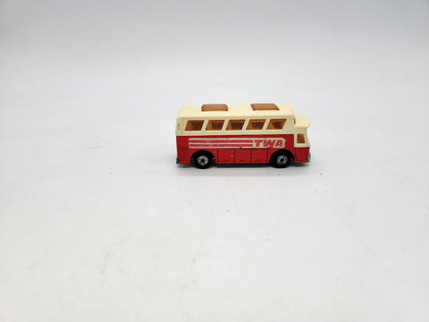 65-B Airport Coach TWA - 54625 Matchbox Superfast Lesney 1977.