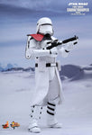 Hot Toys MMS323 Star Wars First Order Snowtrooper Snowtroopers Officer Set.